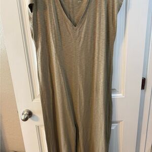 Sleeveless V-Neck Dress